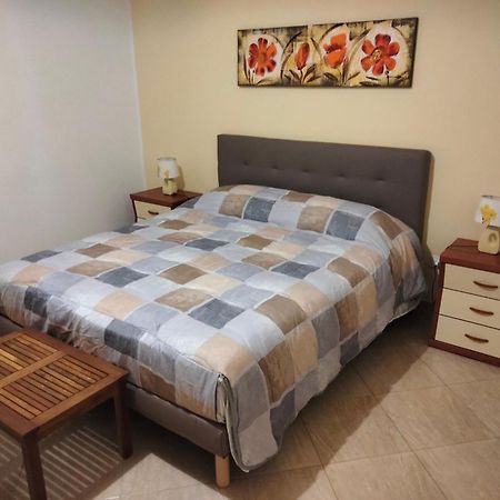 The Best Rooms & Apartments - Parcheggia Gratis Sotto Casa Ed Entra - Mazara del Vallo Quarto foto